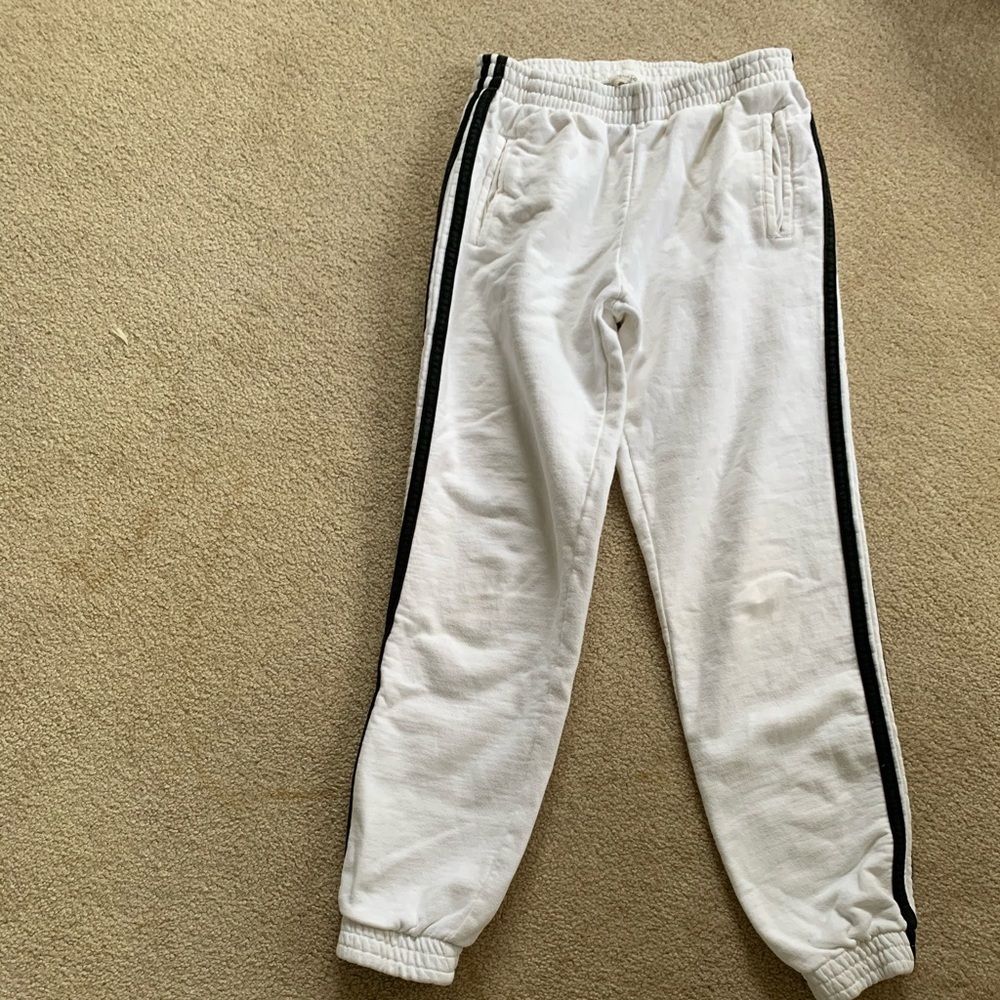 brandy melville sweatpants!